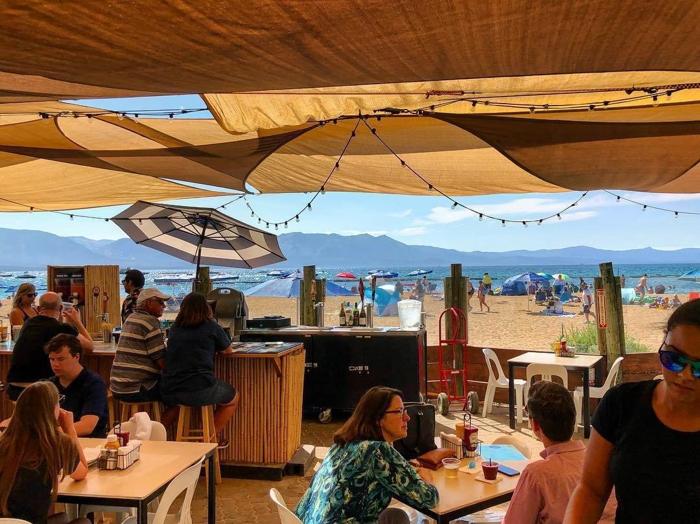 Social media post by adeltorocs