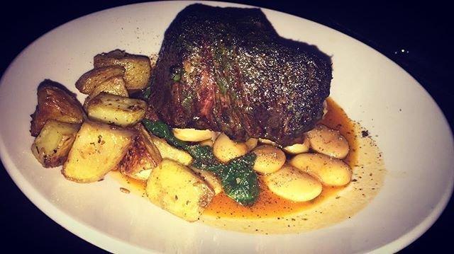 Social media post by arianasauber