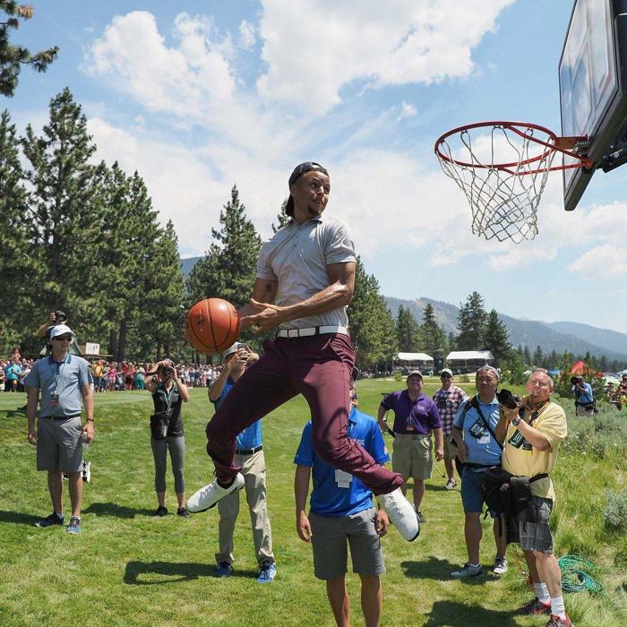 Social media post by warriors