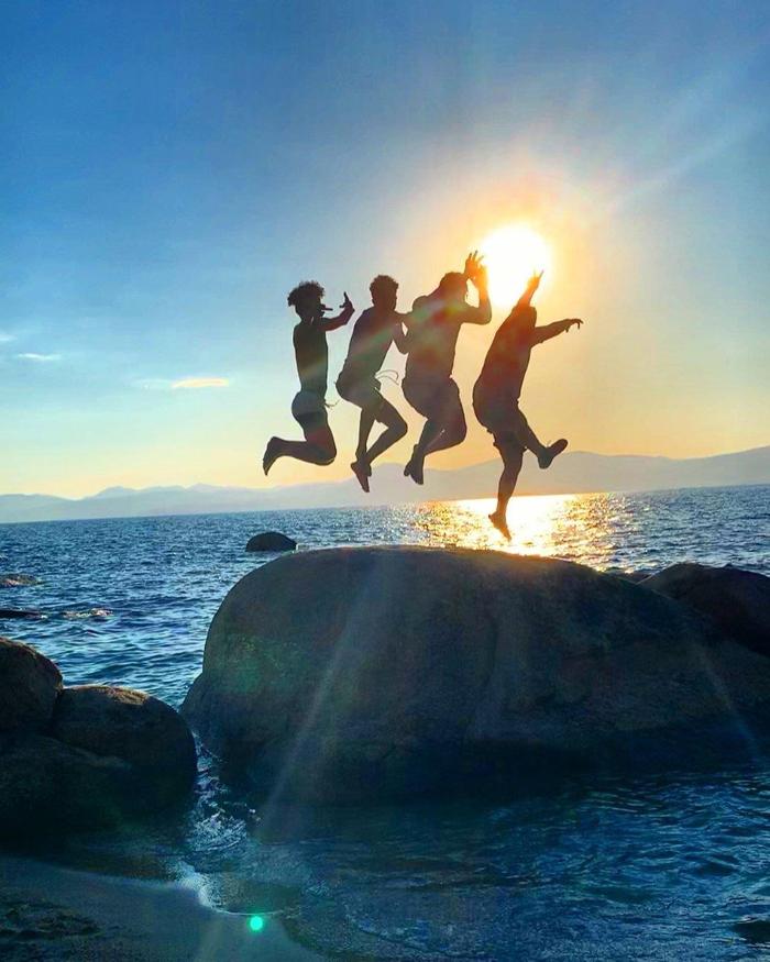 Social media post by juanderingaround_