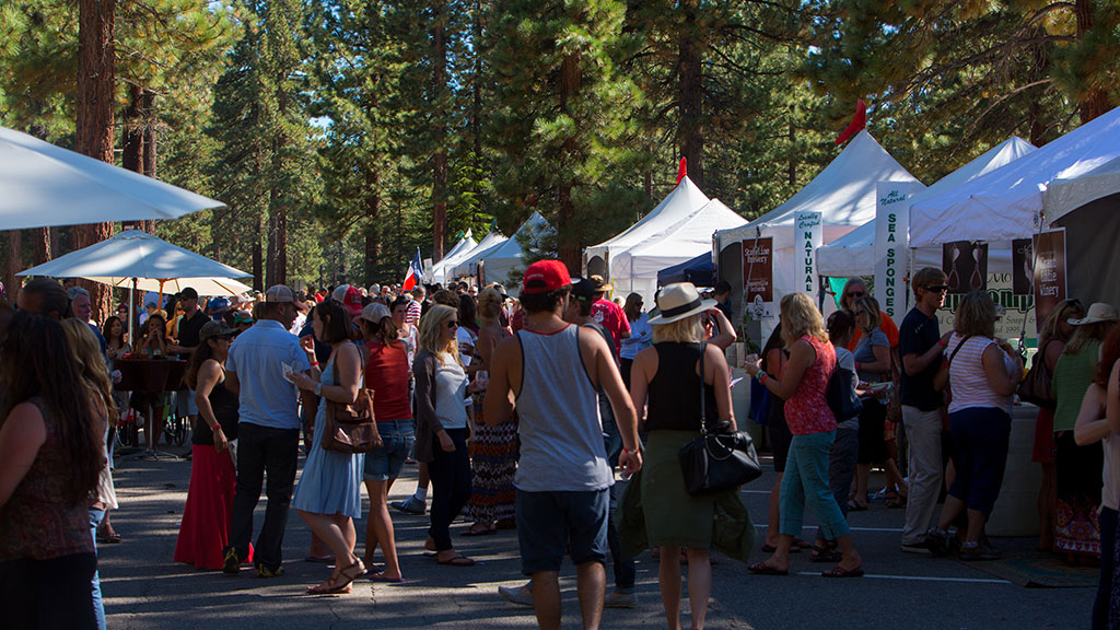 Sample the sierra crowd